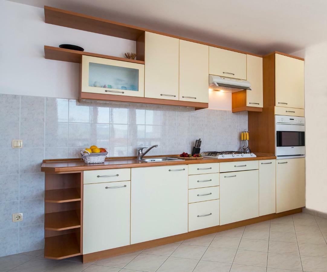 Lily Apartment Rabac Dış mekan fotoğraf